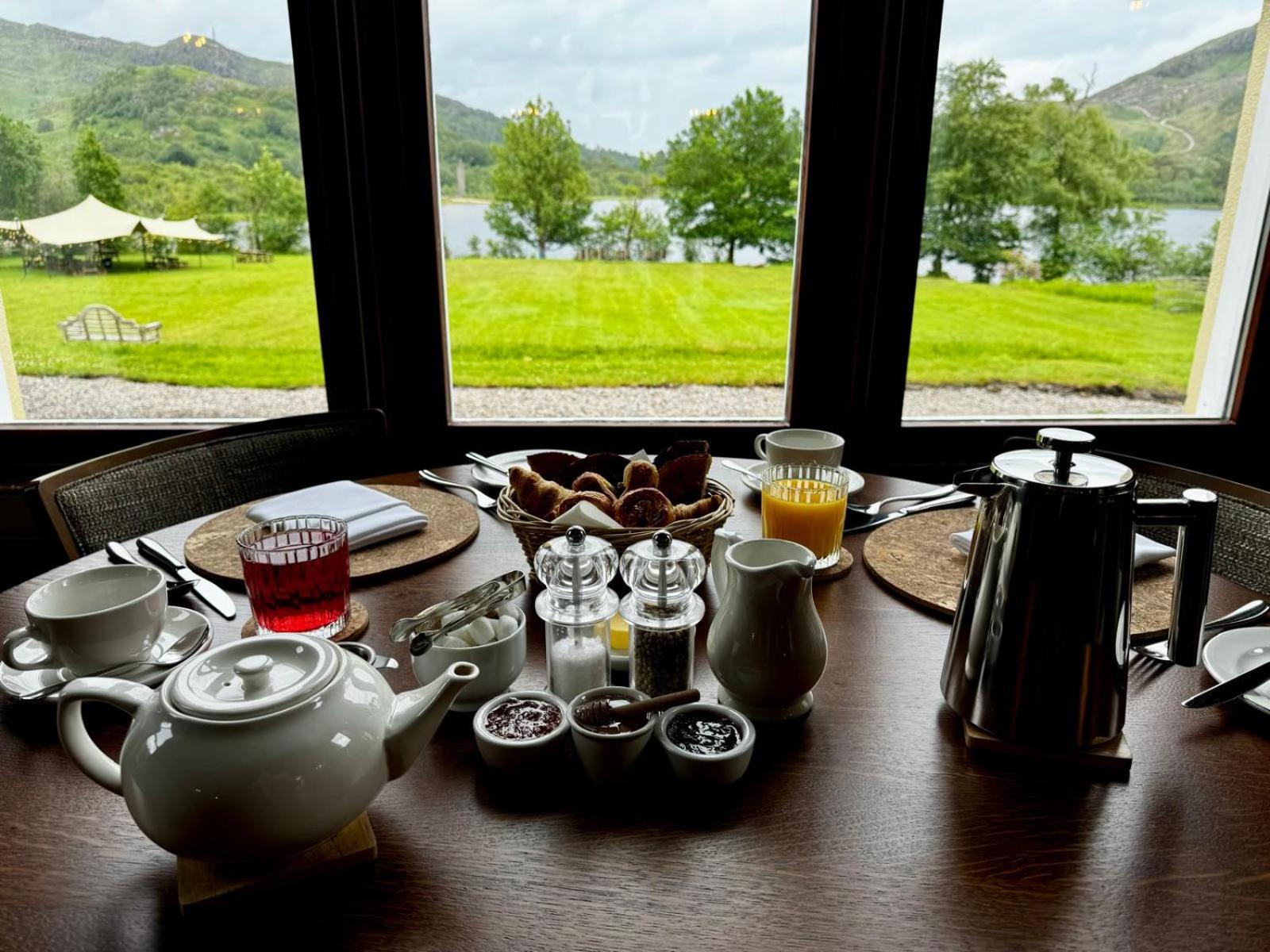 Glenfinnan House Hotel Exteriör bild